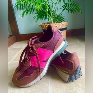 New Balance 327